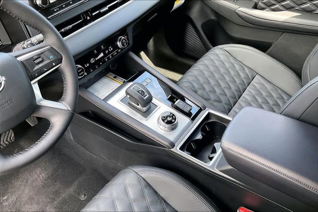 New 2026 Nissan Rogue Platinum image 6