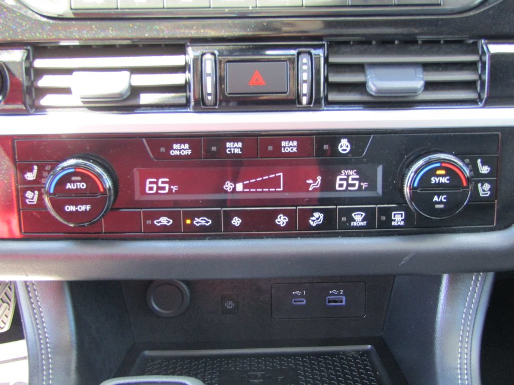 Used 2025 Nissan Pathfinder Platinum w/ Cargo Package AWD/4WD image 29