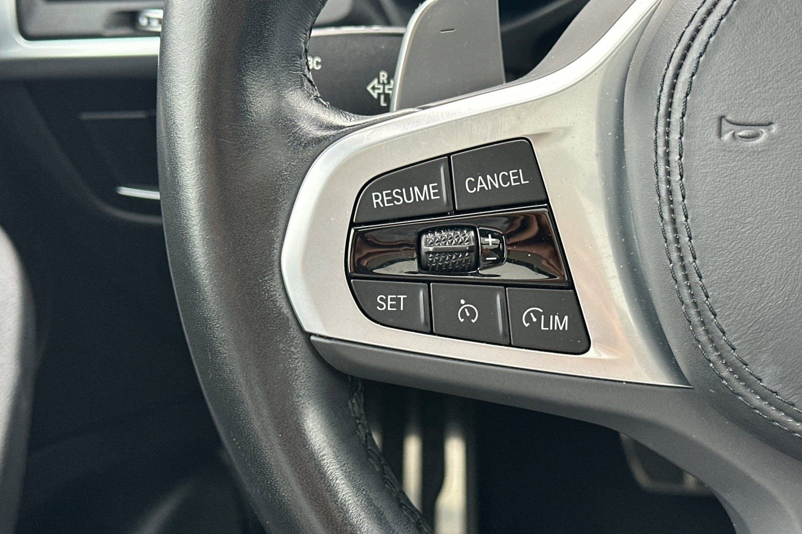 Used 2023 BMW X4 xDrive30i w/ M Sport Package image 28