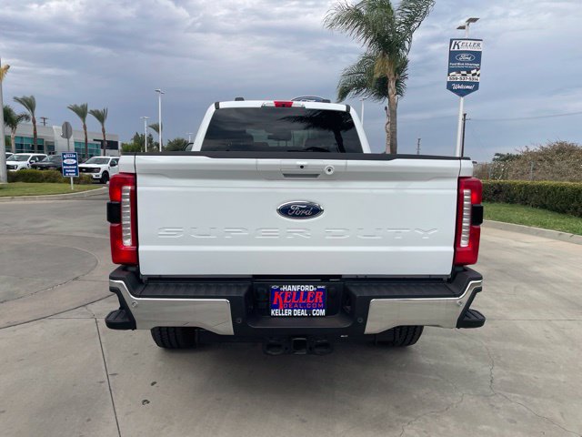 New 2026 Ford F250 Lariat w/ FX4 Off-Road Package AWD/4WD image 4