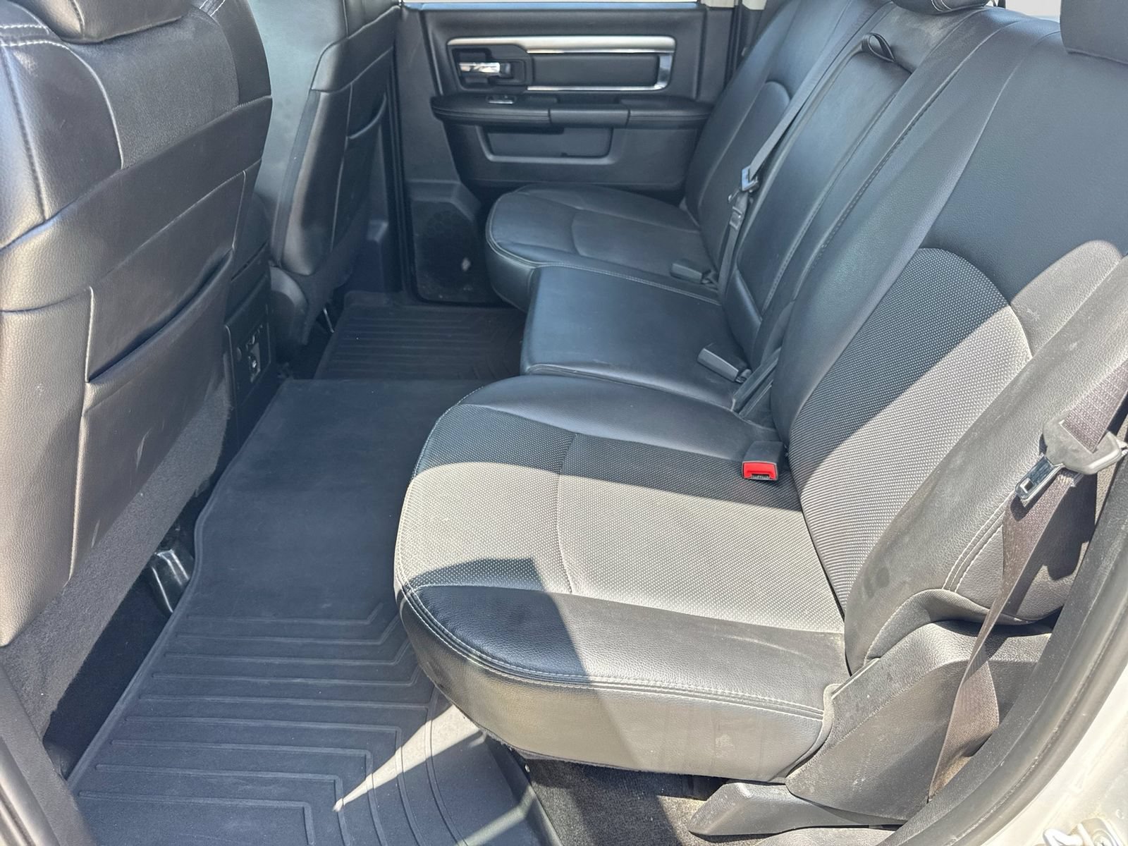 Used 2016 RAM 1500 Sport AWD/4WD image 23