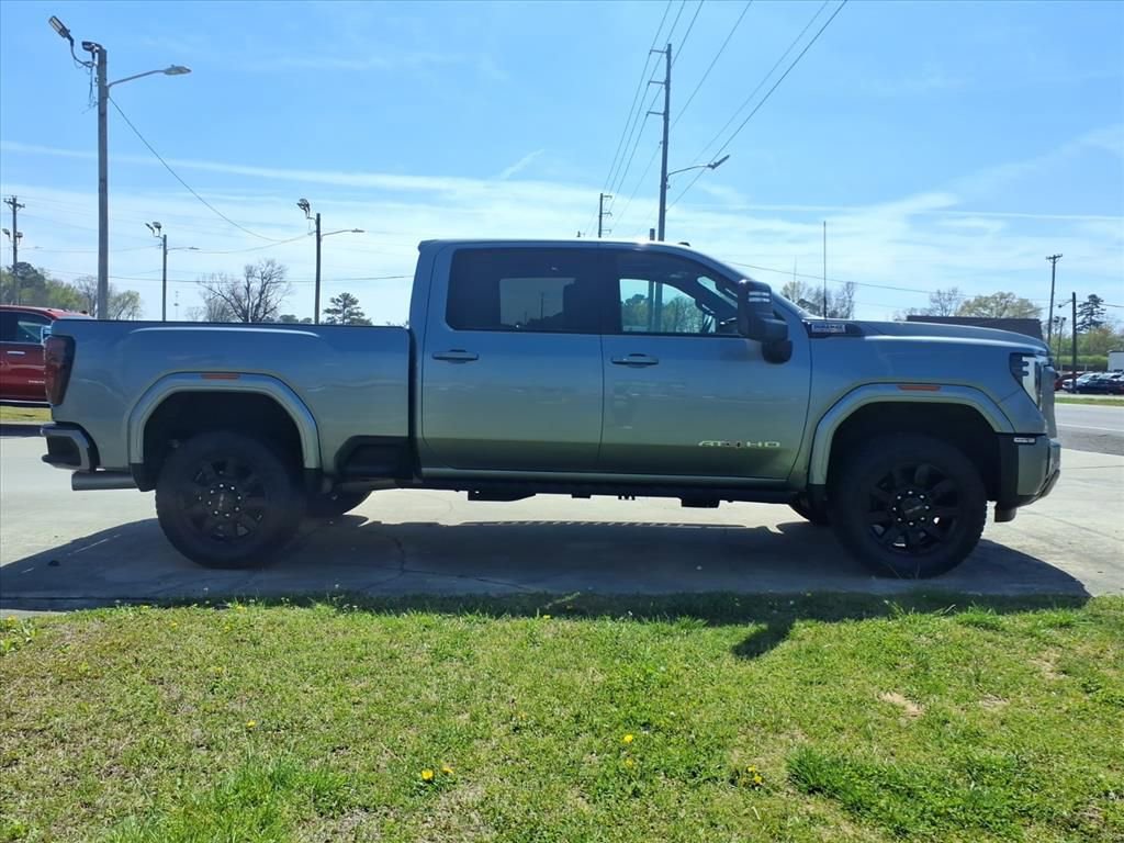 Used 2024 GMC Sierra 3500 AT4 w/ AT4 Premium Plus Package image 8