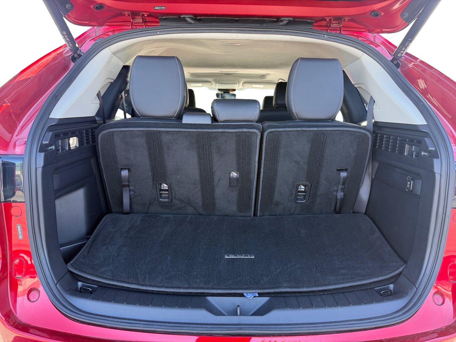 Certified 2024 MAZDA CX-90 Plug-In Hybrid w/ Preferred AWD/4WD image 17