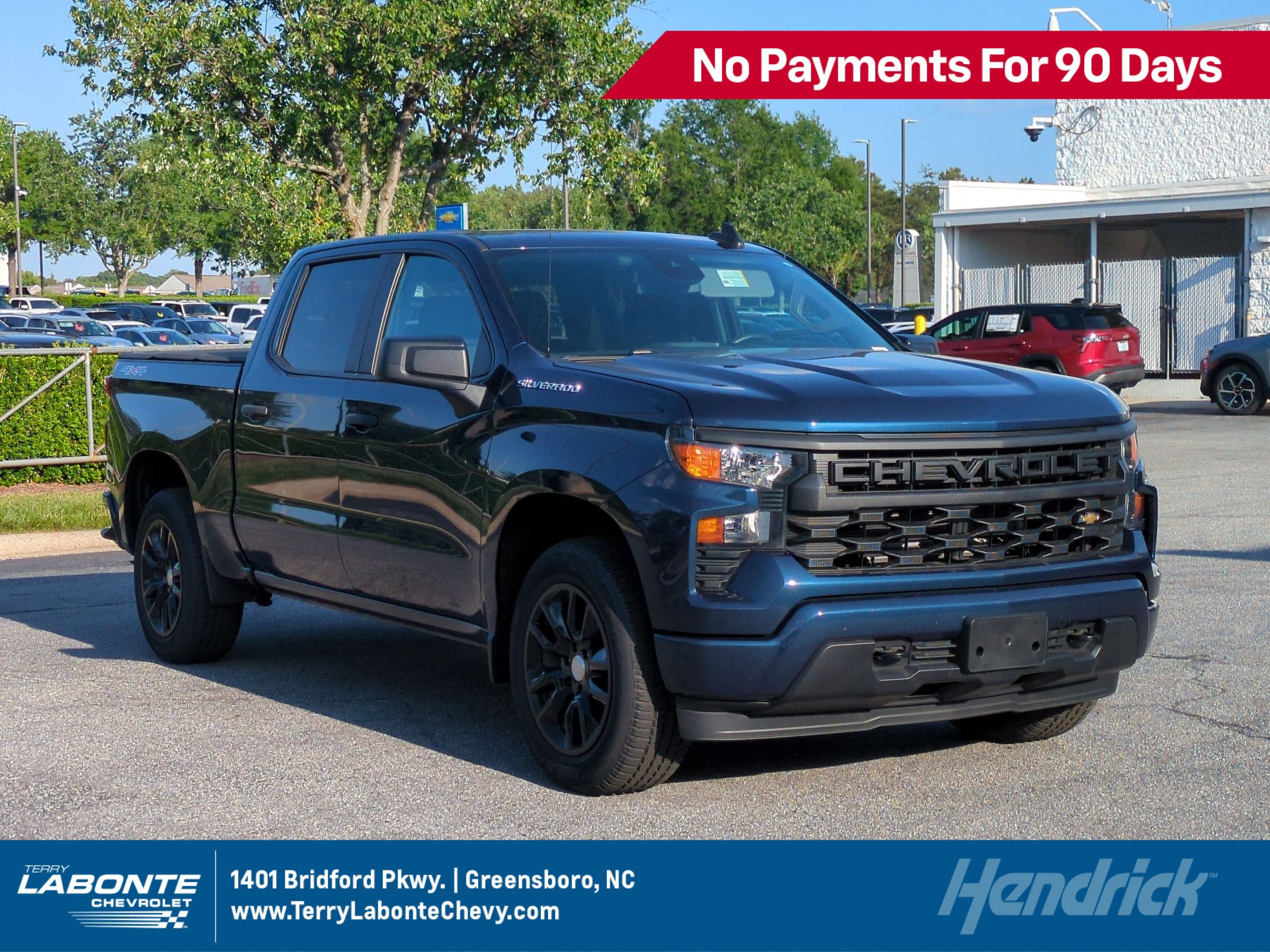 Used 2022 Chevrolet Silverado 1500 Custom AWD/4WD image 1