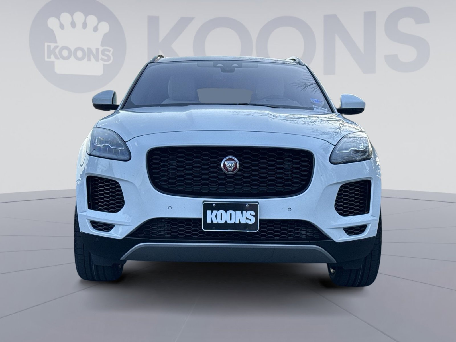 Used 2019 Jaguar E-PACE SE image 11