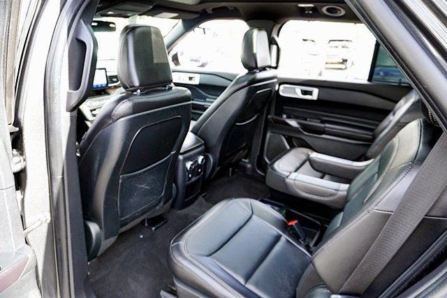 Used 2020 Ford Explorer Limited RWD image 19