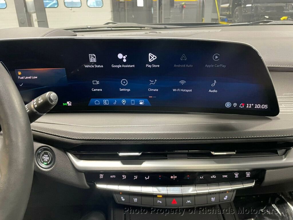 Used 2024 Cadillac XT4 Premium Luxury image 16