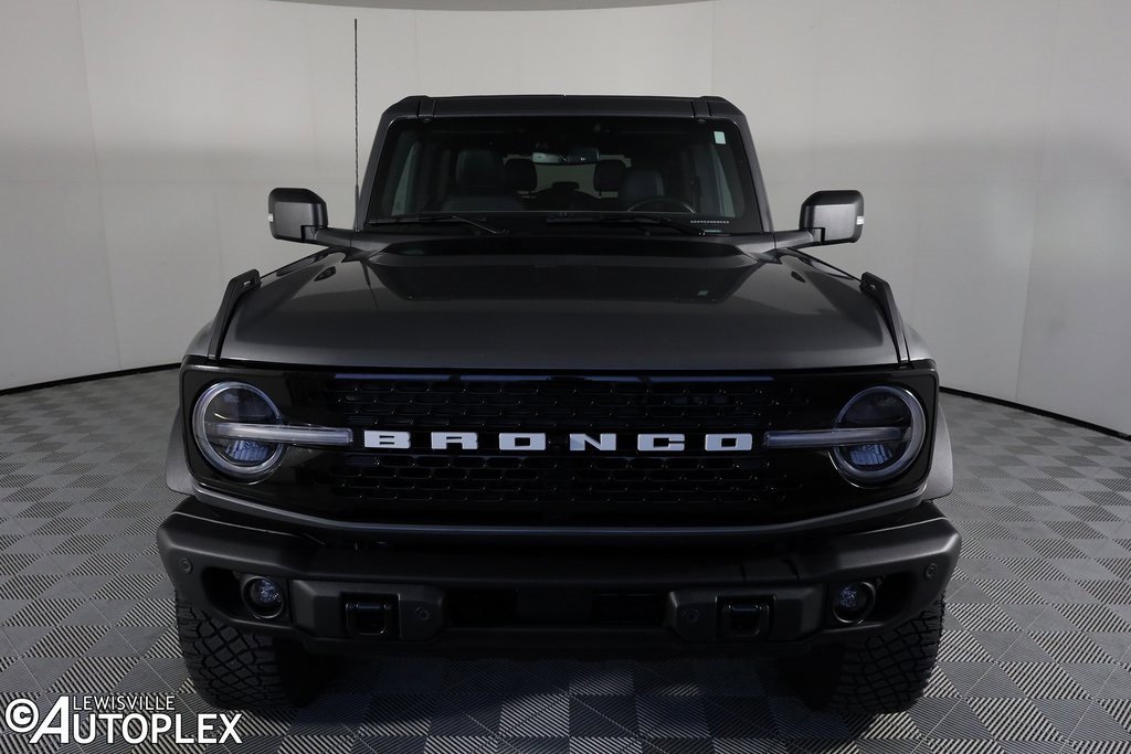 Used 2023 Ford Bronco Wildtrak image 2