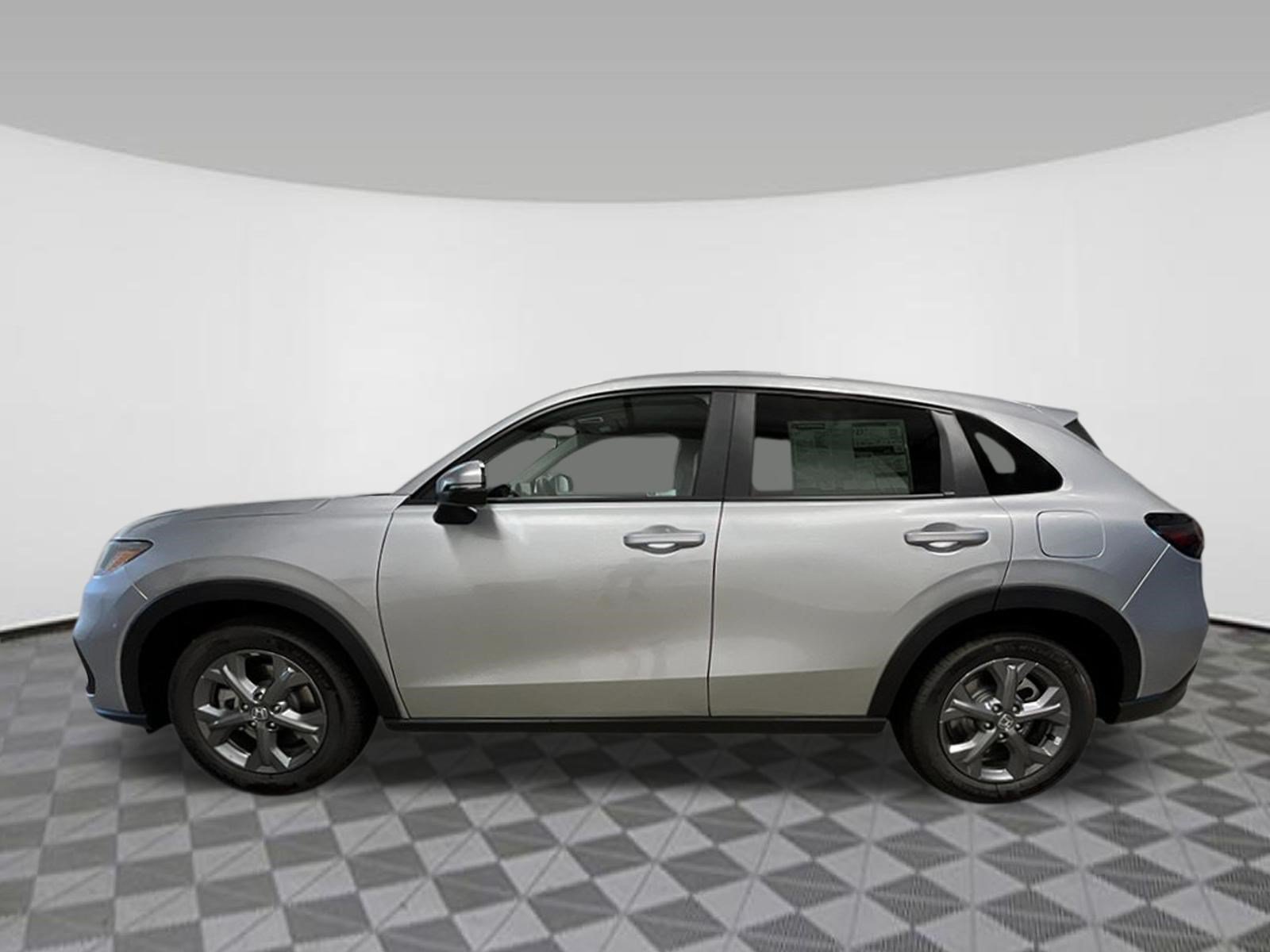 New 2027 Honda HR-V LX image 3