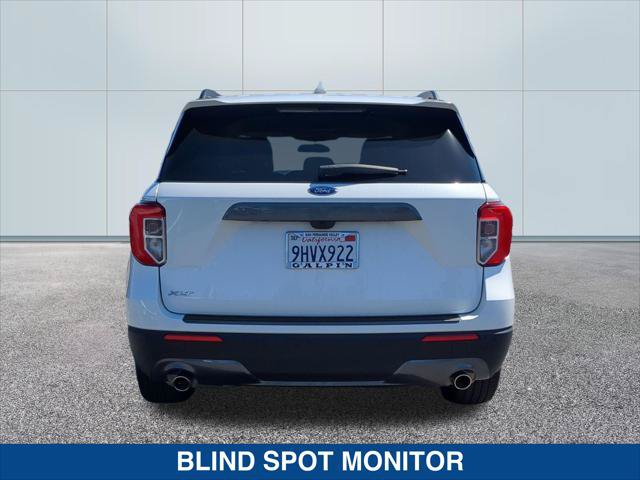 Certified 2023 Ford Explorer XLT w/ Equipment Group 202A RWD image 4