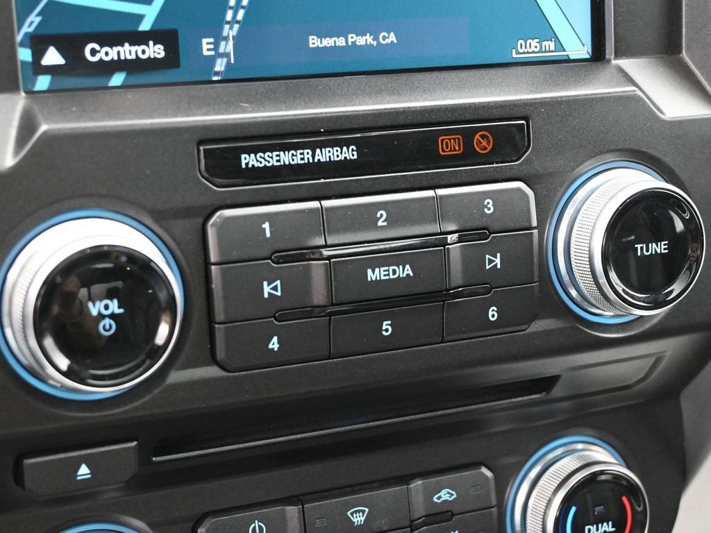 Certified 2018 Ford F350 Platinum w/ Platinum Ultimate Package image 19