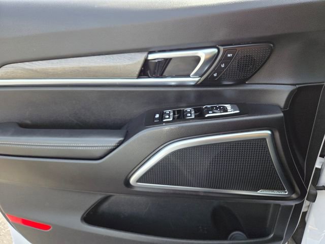 Used 2022 Kia Telluride SX w/ Towing Package AWD/4WD image 17