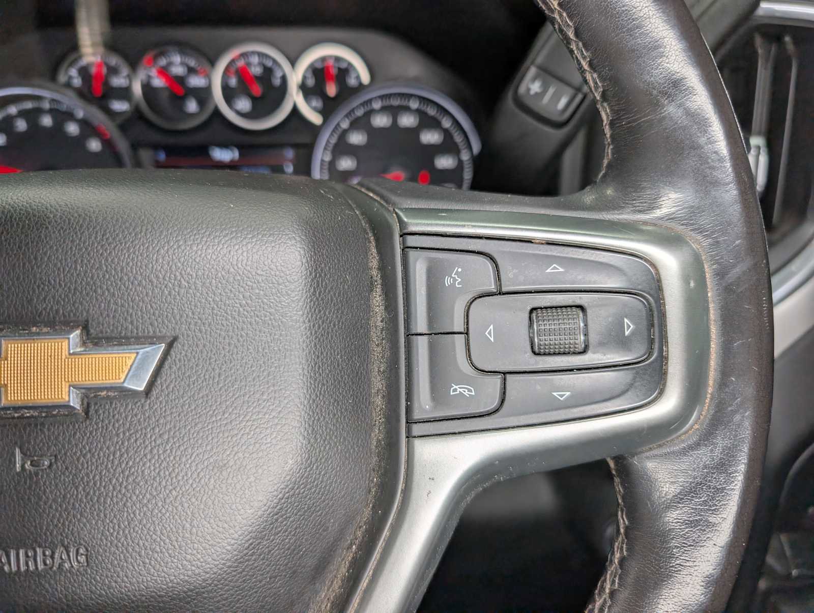 Certified 2021 Chevrolet Silverado 1500 LTZ w/ Z71 Off-Road Package image 27