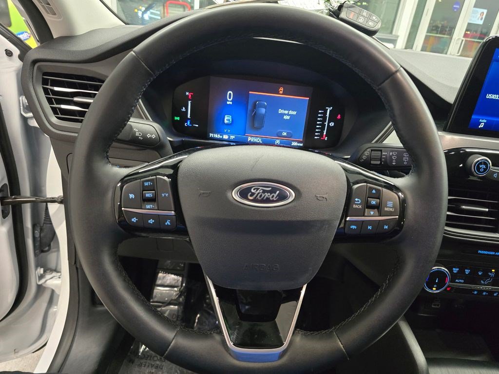 Used 2024 Ford Escape Active AWD/4WD image 16