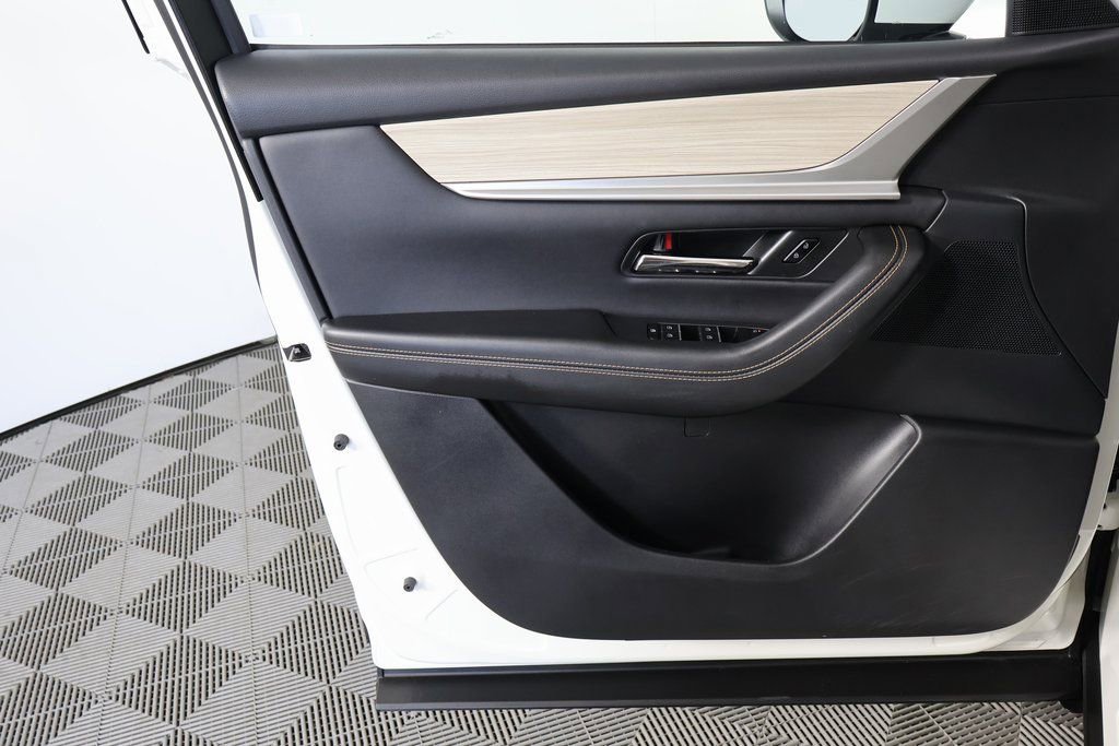 Certified 2024 MAZDA CX-90 Plug-In Hybrid w/ Preferred image 14