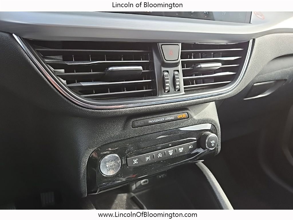 Used 2024 Ford Escape Platinum image 31