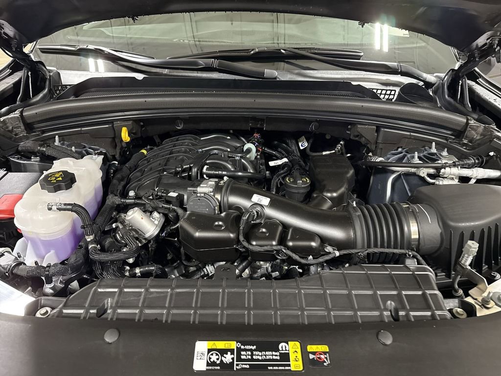 New 2025 Jeep Grand Cherokee Limited image 24