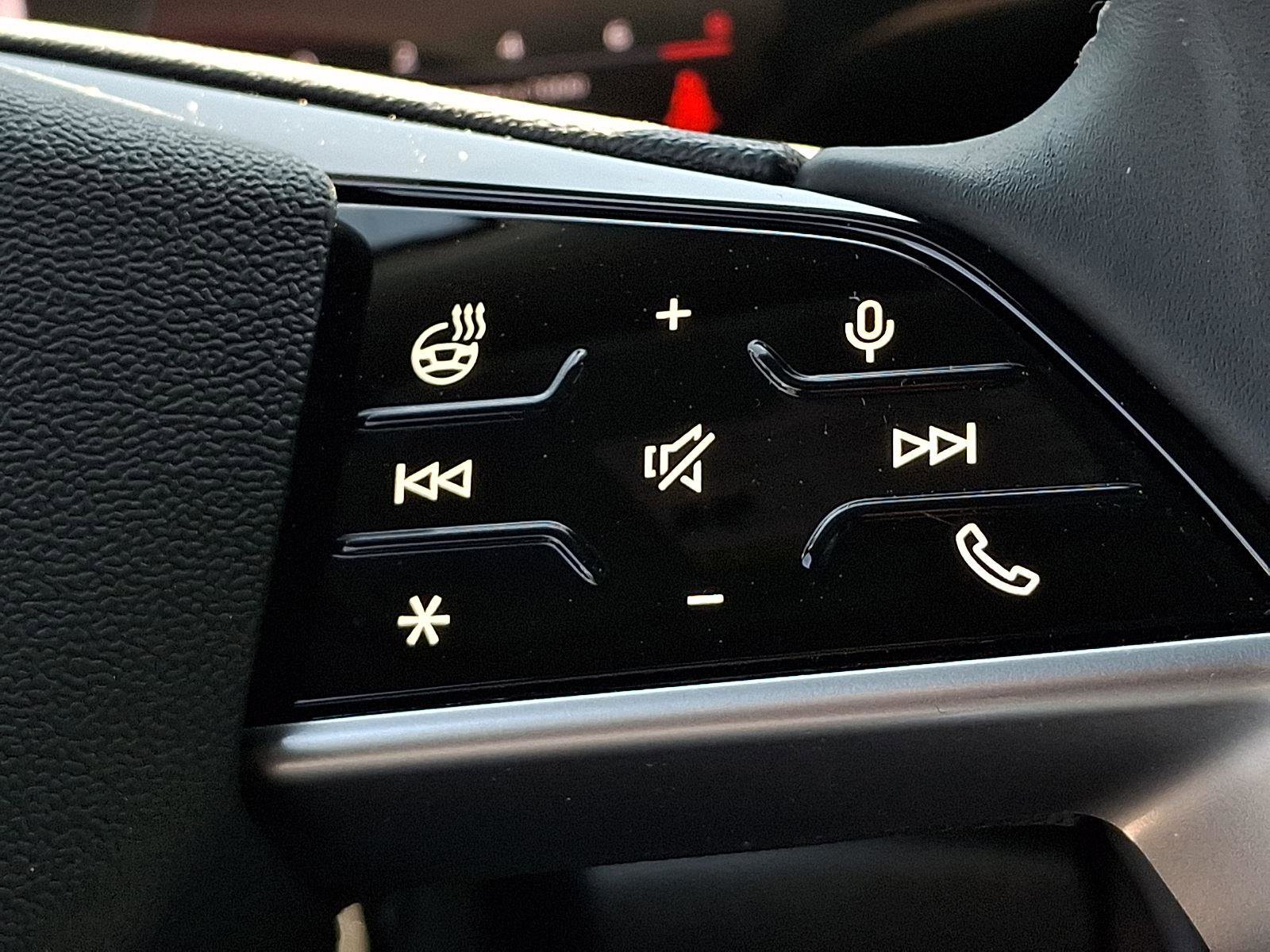 Used 2025 Audi Q5 Premium w/ Convenience Package AWD/4WD image 22