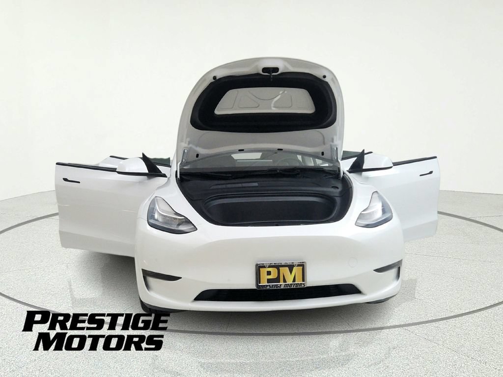 Used 2021 Tesla Model Y Long Range AWD/4WD image 9