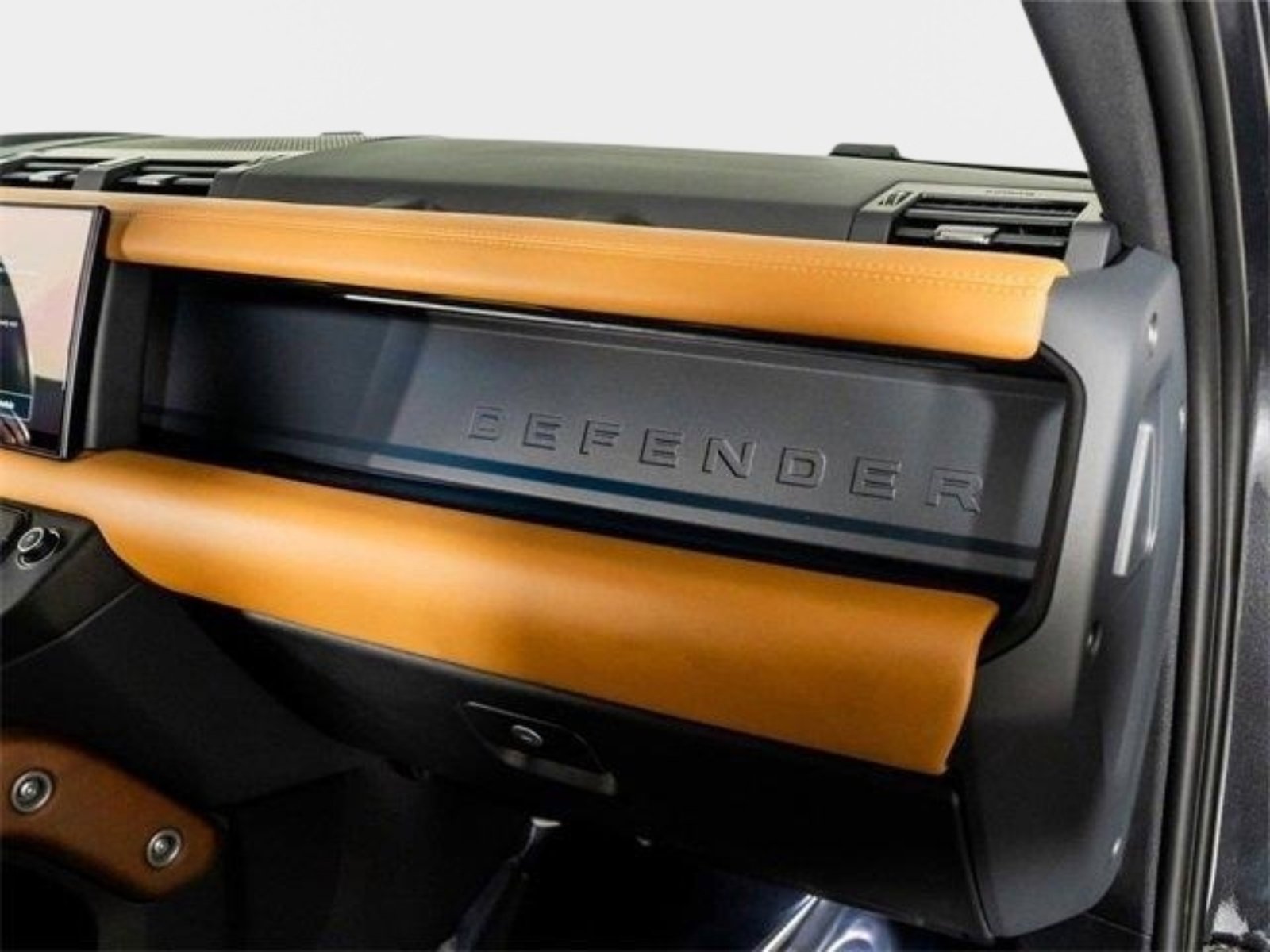 Used 2023 Land Rover Defender 130 X image 45