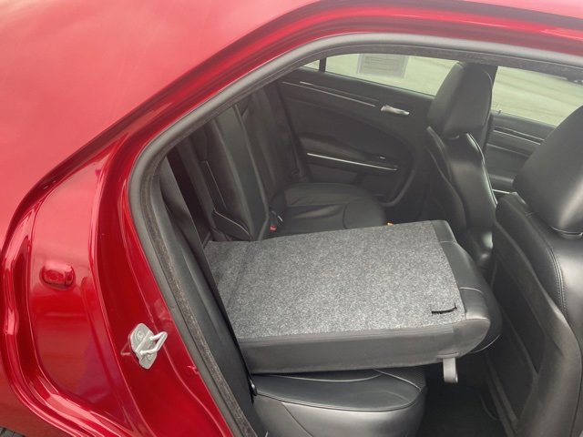 Used 2014 Chrysler 300 C image 54