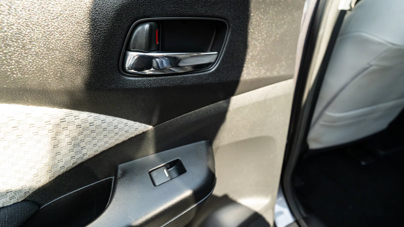 Used 2016 Honda CR-V EX image 23