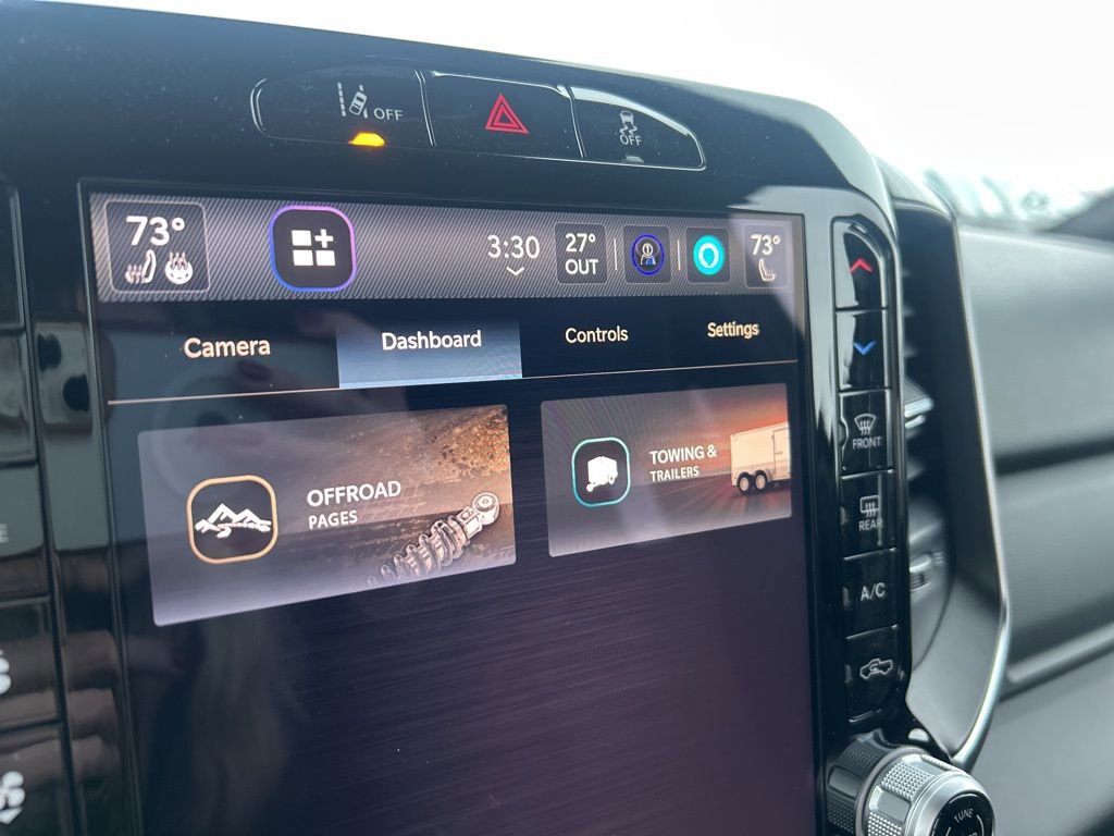 New 2026 RAM 3500 Big Horn AWD/4WD image 32