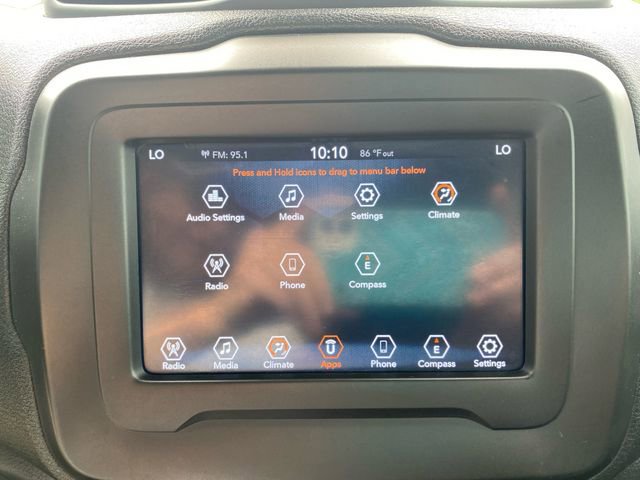 Used 2020 Jeep Renegade Latitude FWD image 25