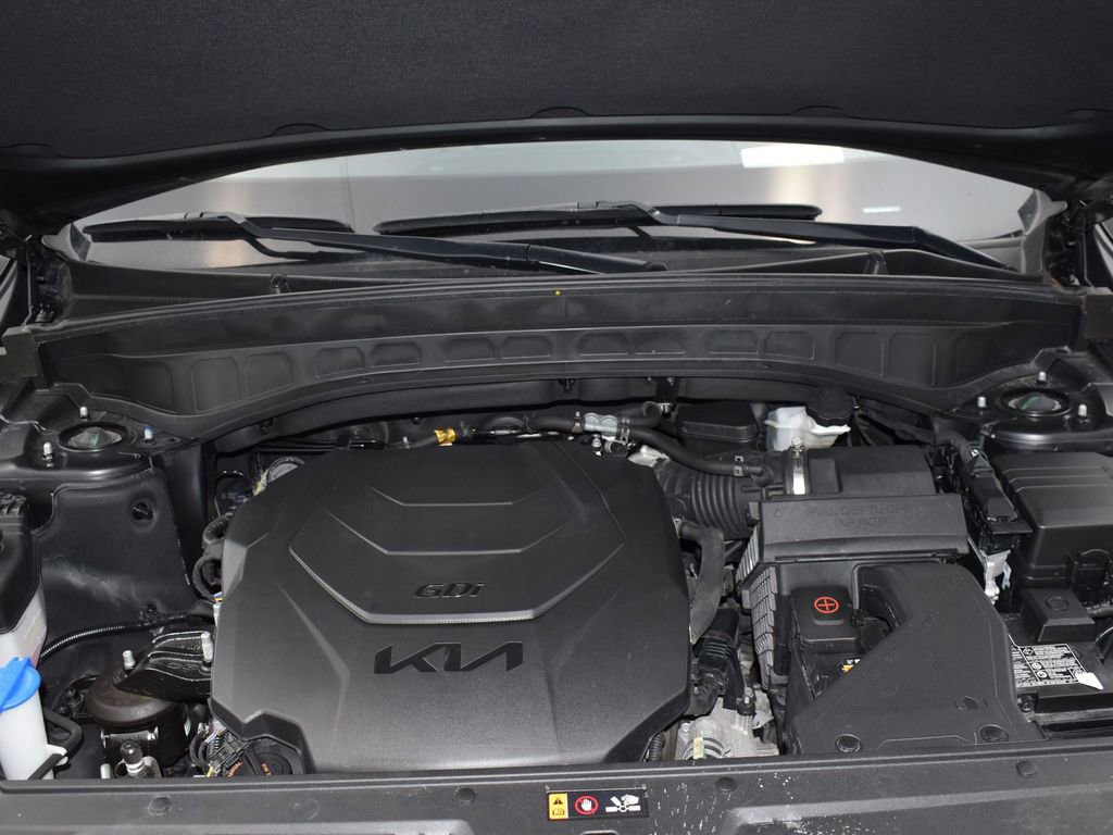 Used 2024 Kia Telluride SX Prestige w/ Towing Package image 15