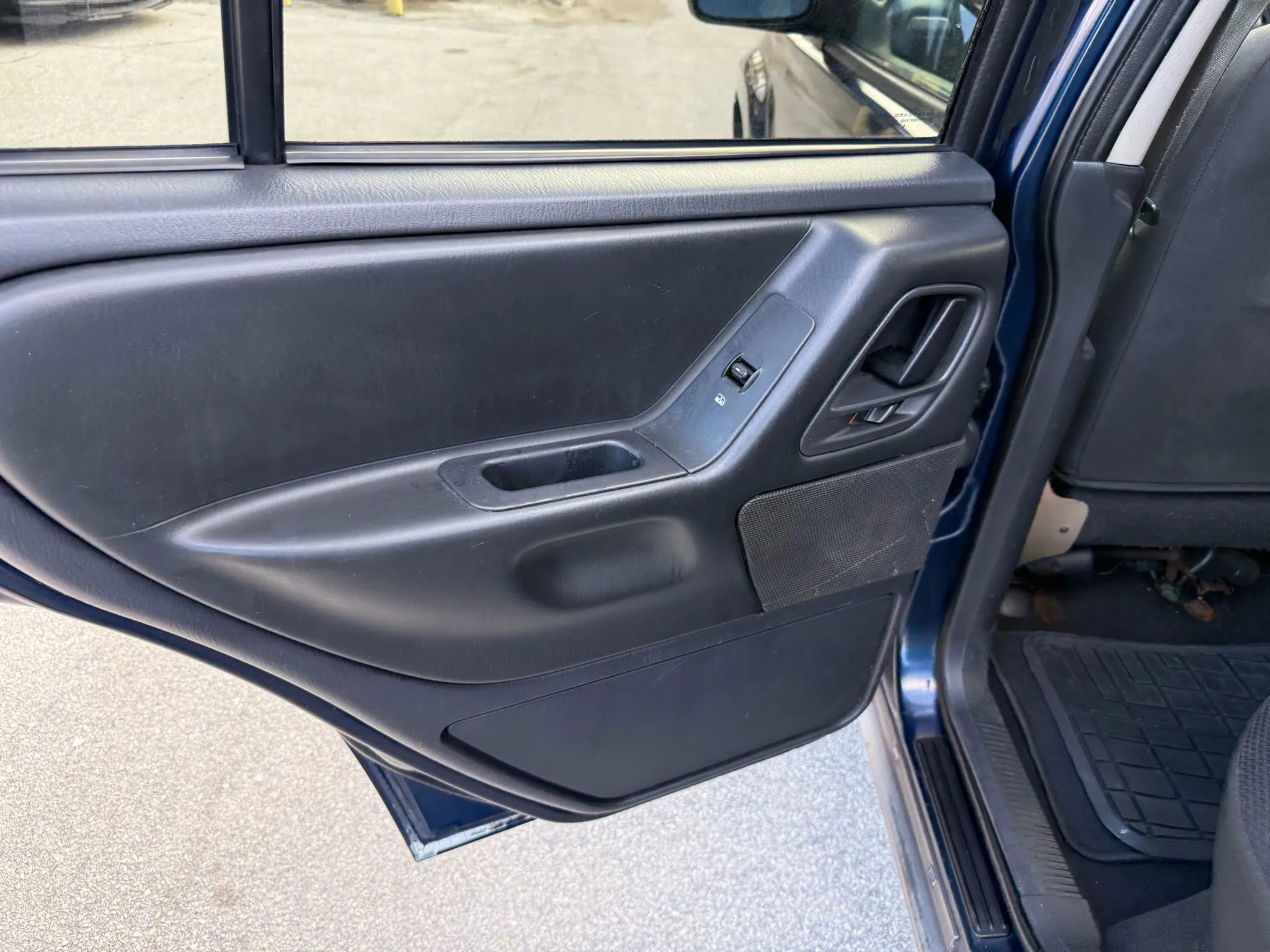 Used 2002 Jeep Grand Cherokee Laredo image 18