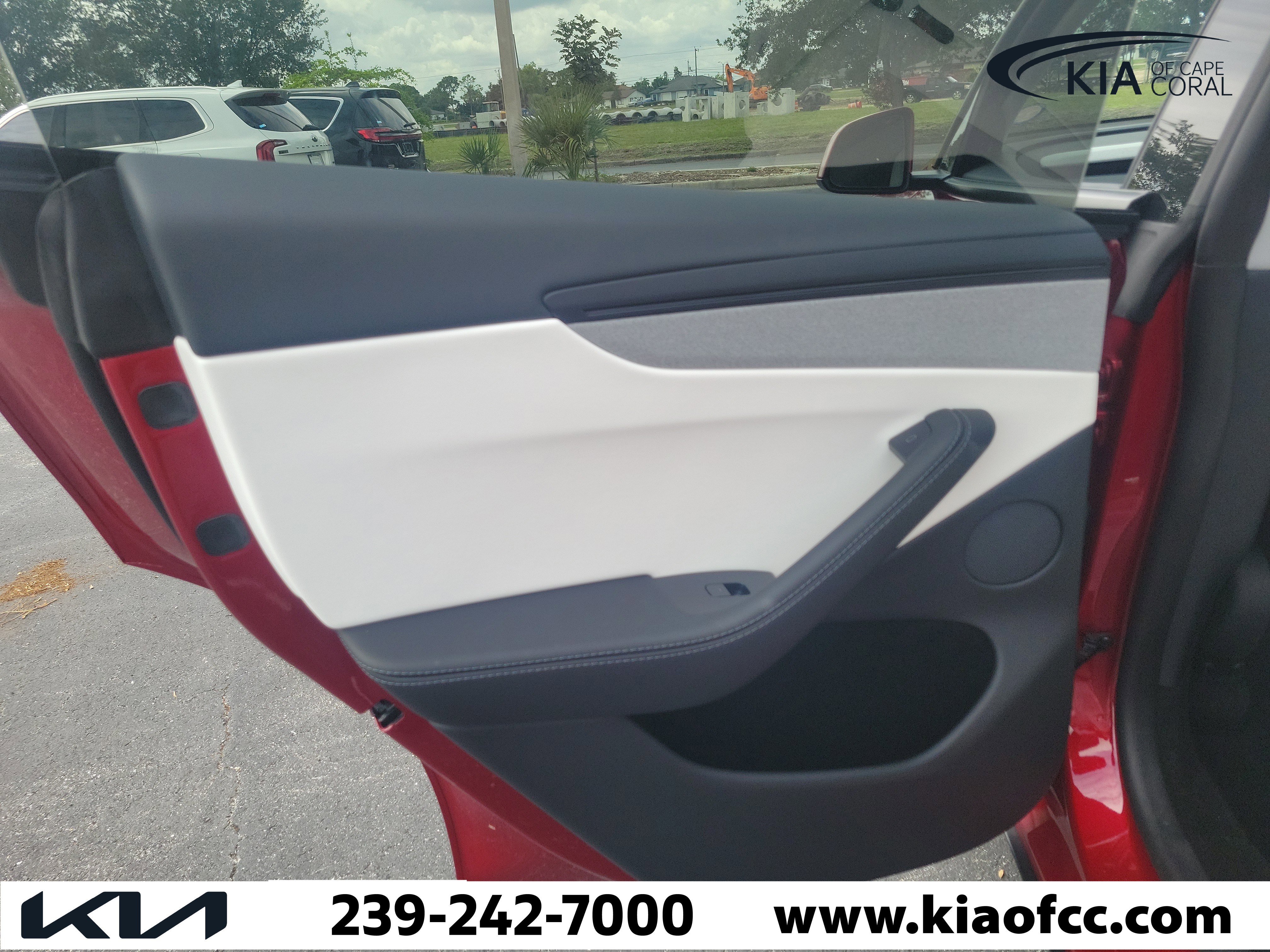 Used 2026 Tesla Model Y Long Range AWD/4WD image 11