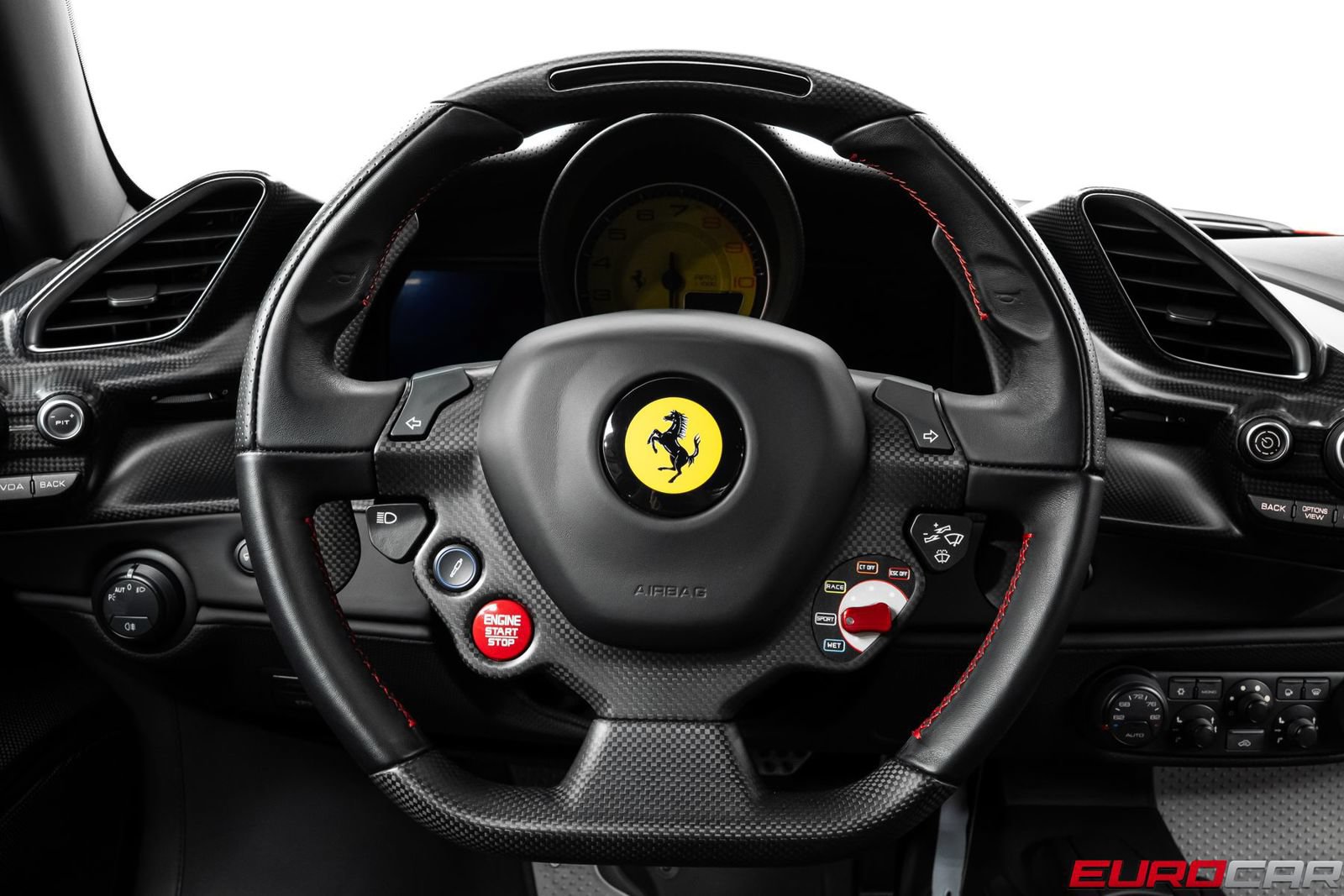 Used 2019 Ferrari 488 Pista Coupe RWD image 35