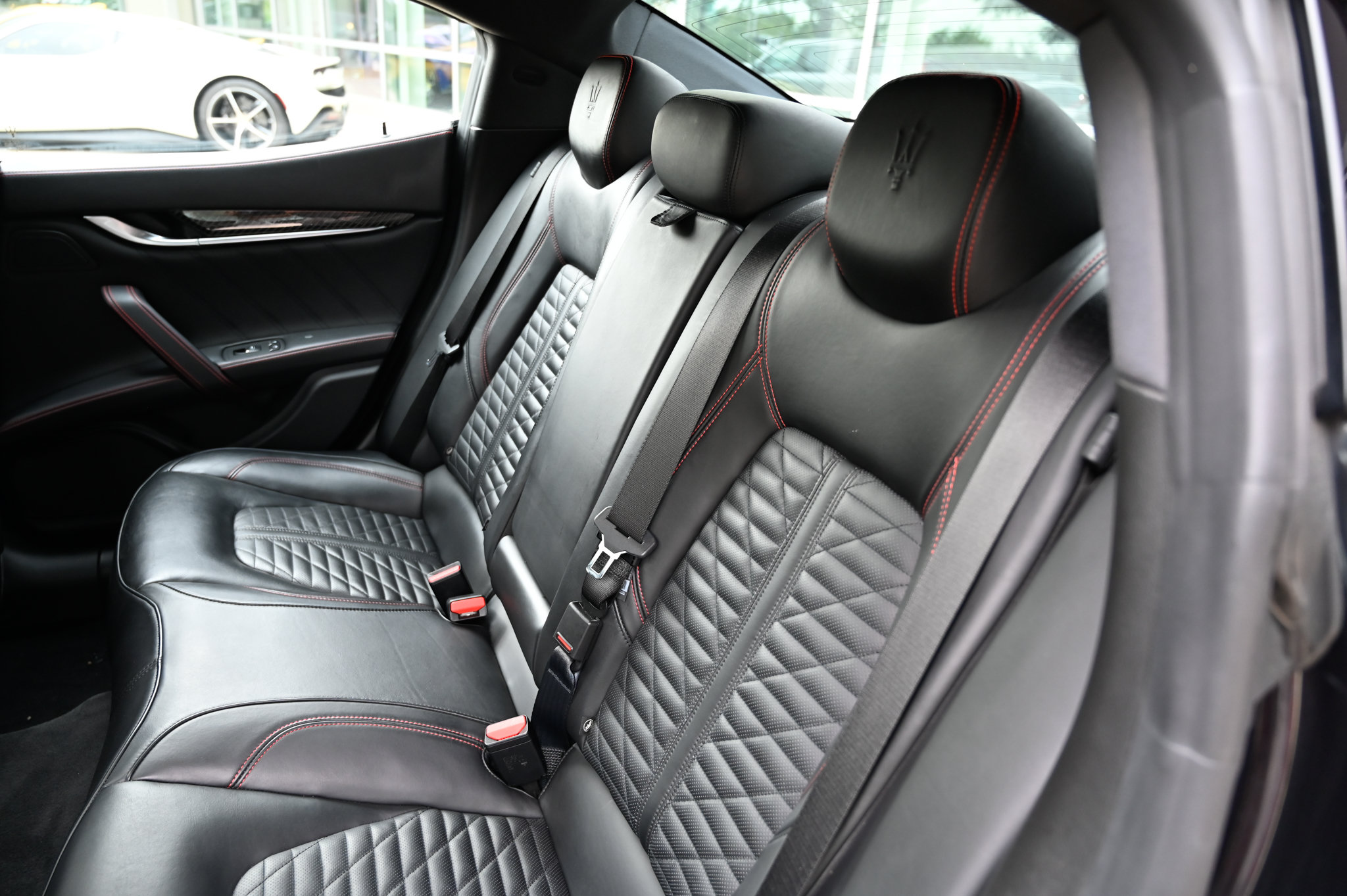 Used 2021 Maserati Ghibli Trofeo RWD image 38