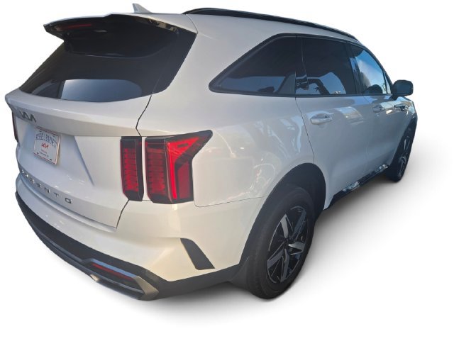 Used 2022 Kia Sorento S w/ Panoramic Sunroof Package FWD image 14