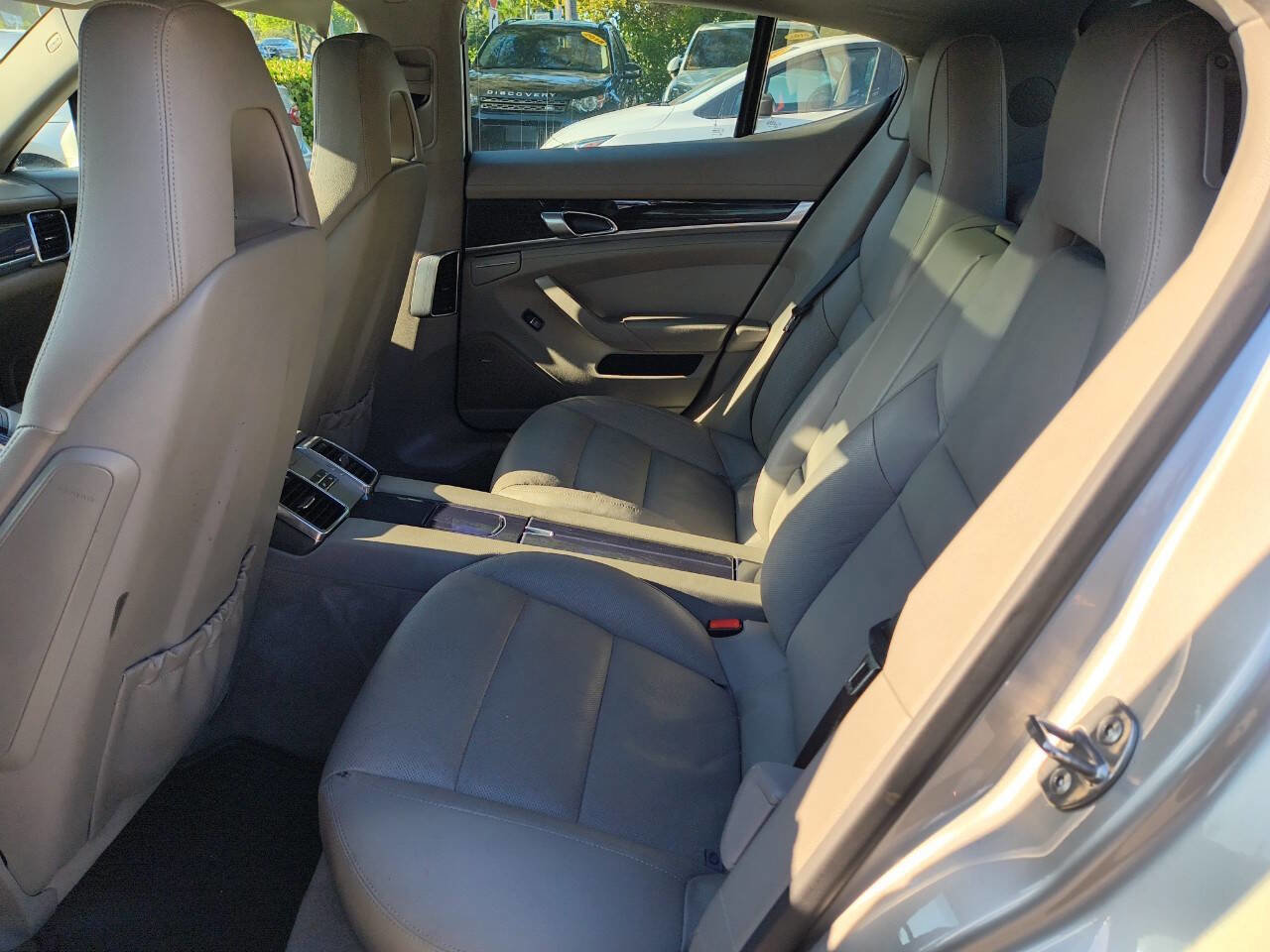 Used 2013 Porsche Panamera S w/ Comfort Pkg image 46