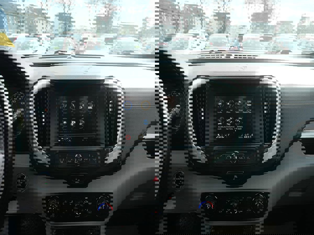 Used 2018 GMC Terrain SLE w/ Driver Convenience Package image 14