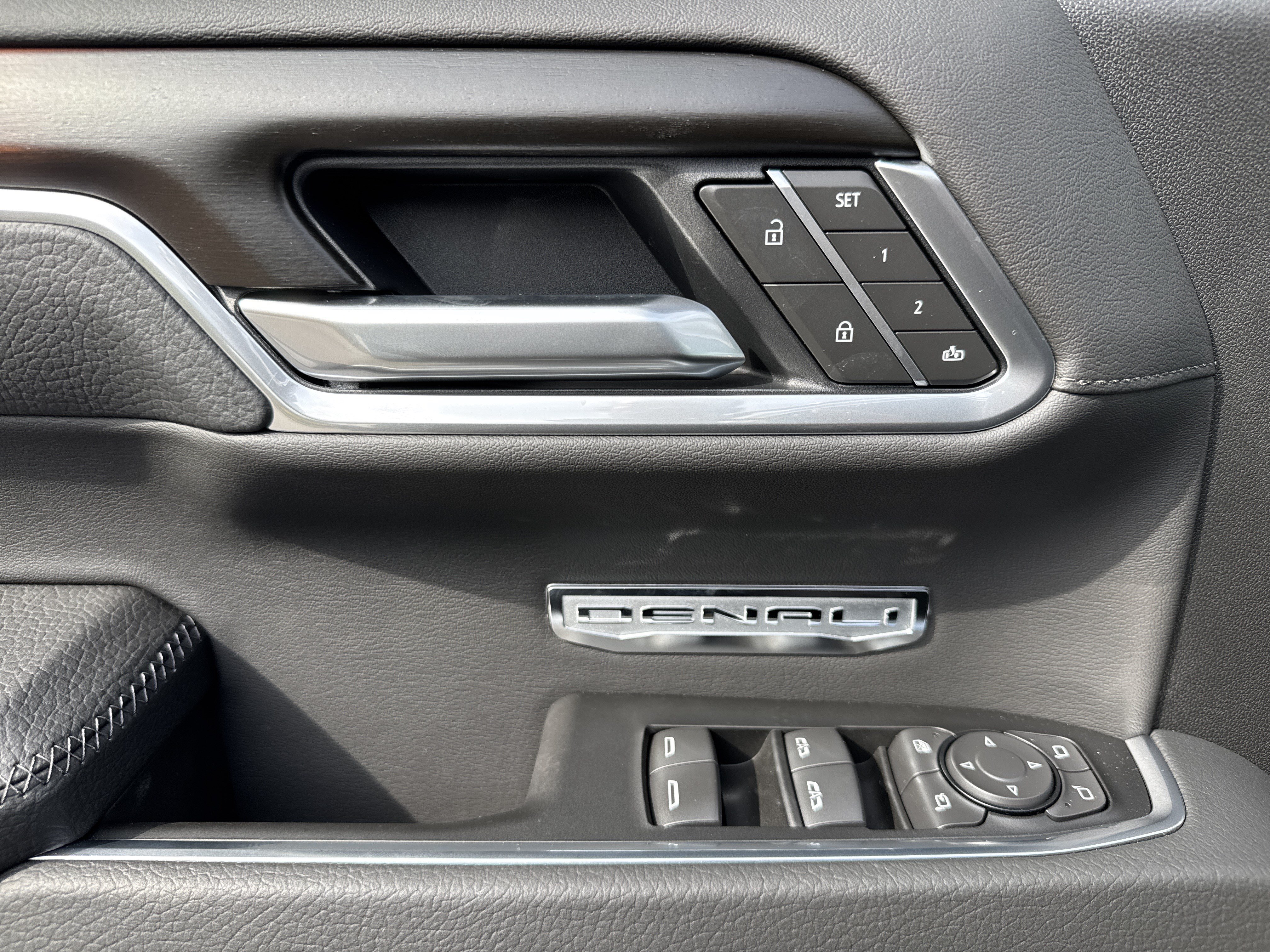 New 2026 GMC Sierra 1500 Denali AWD/4WD image 15