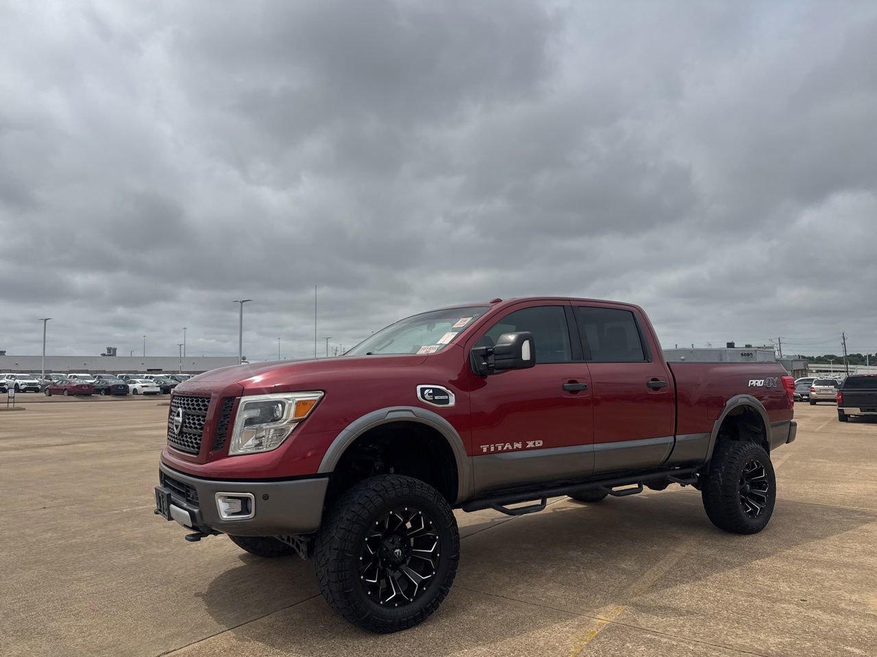 Used 2016 Nissan Titan PRO-4X AWD/4WD image 10