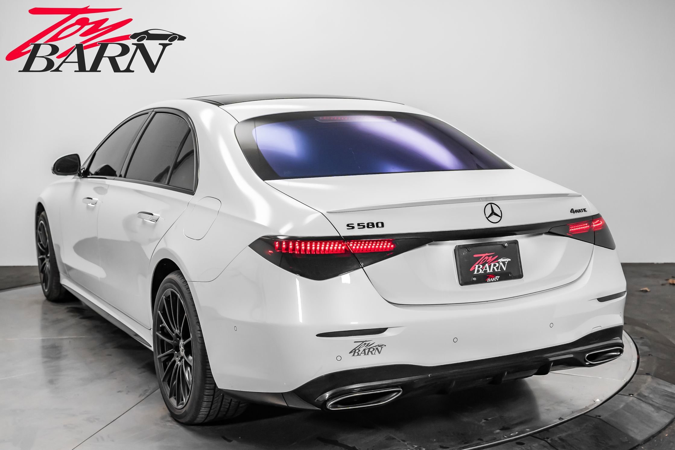 Used 2024 Mercedes-Benz S 580e 4MATIC Sedan image 12