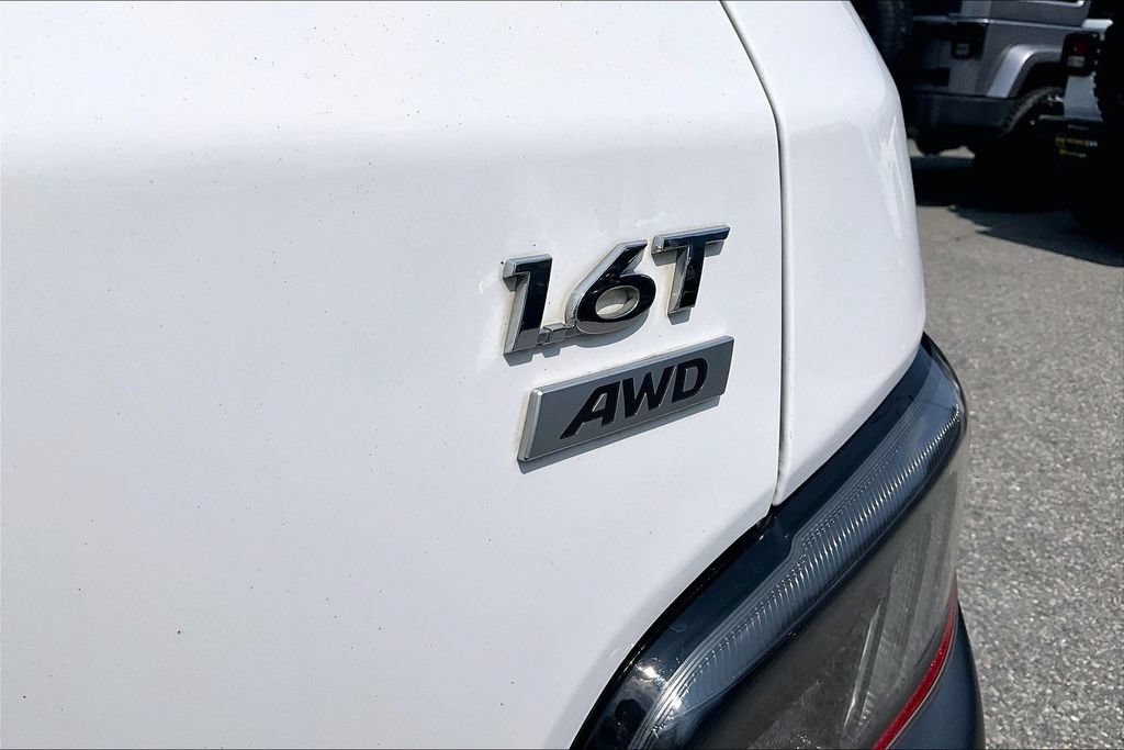 Used 2023 Hyundai Kona Limited AWD/4WD image 24