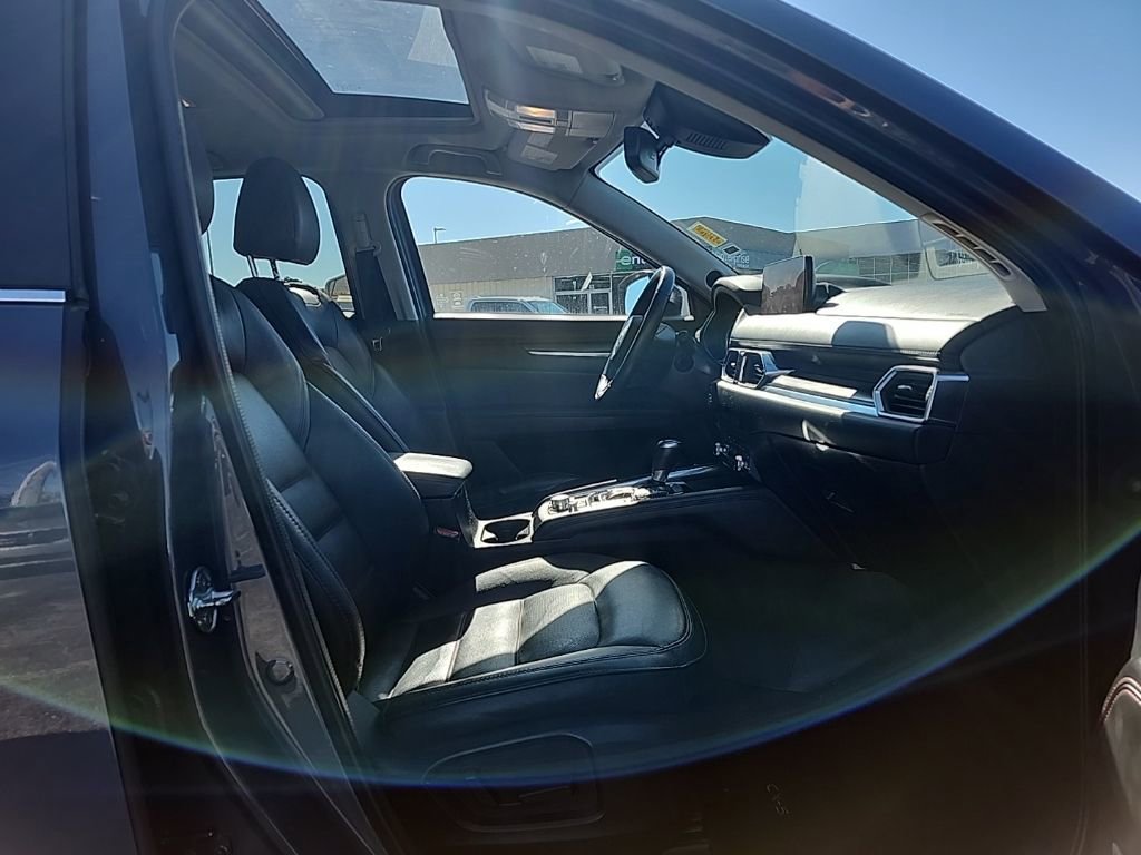 Used 2024 MAZDA CX-5 Carbon Edition image 15