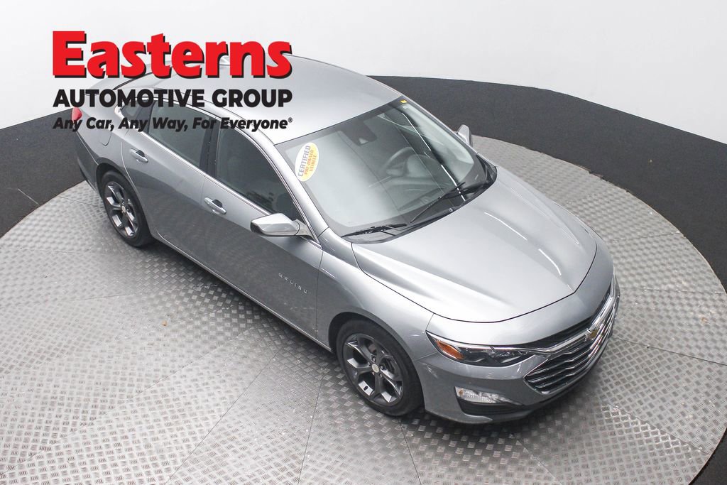 Used 2023 Chevrolet Malibu LT image 3