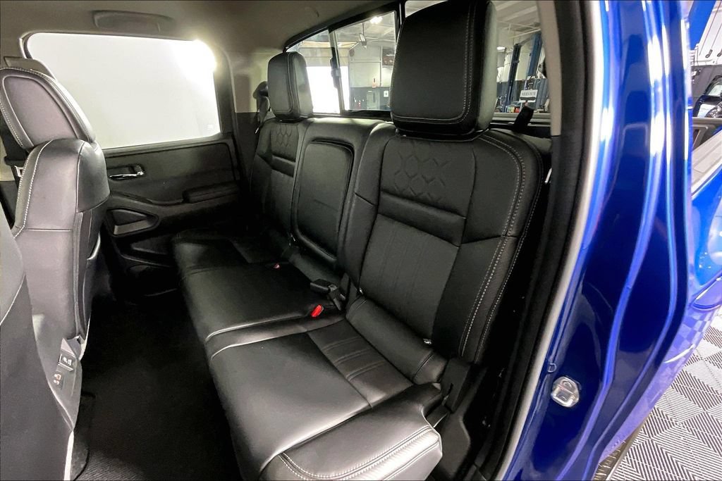 Used 2024 Nissan Frontier SL w/ Technology Package RWD image 35