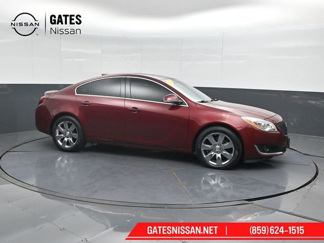 Used 2017 Buick Regal Premium w/ Driver Confidence Package #2 FWD image 1