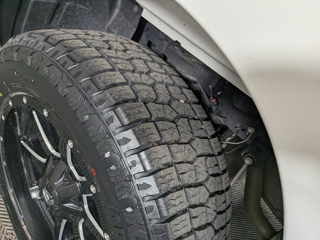 Used 2022 RAM 1500 Laramie AWD/4WD image 13