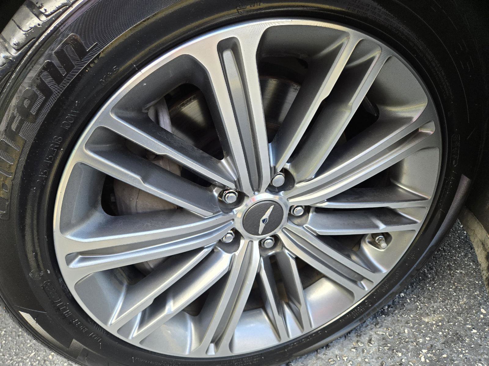 Used 2018 Genesis G80 3.8 w/ Option Group 03 RWD image 12