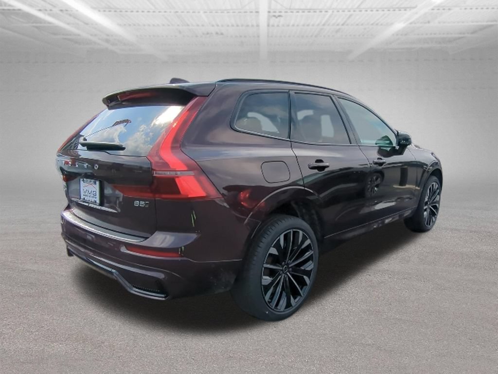 New 2026 Volvo XC60 B5 Ultra w/ Protection Package Premier AWD/4WD image 7