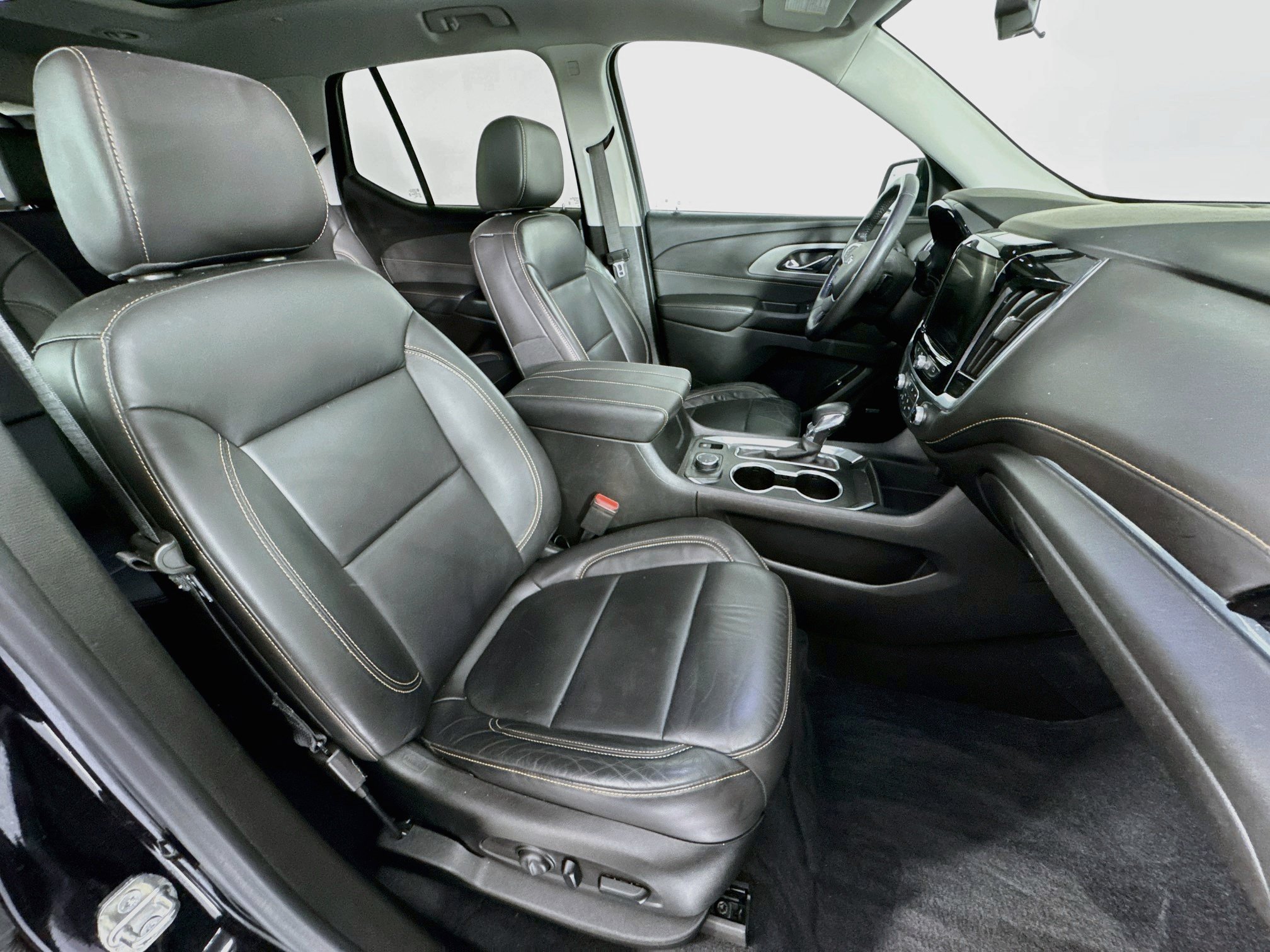 Used 2021 Chevrolet Traverse RS AWD/4WD image 31