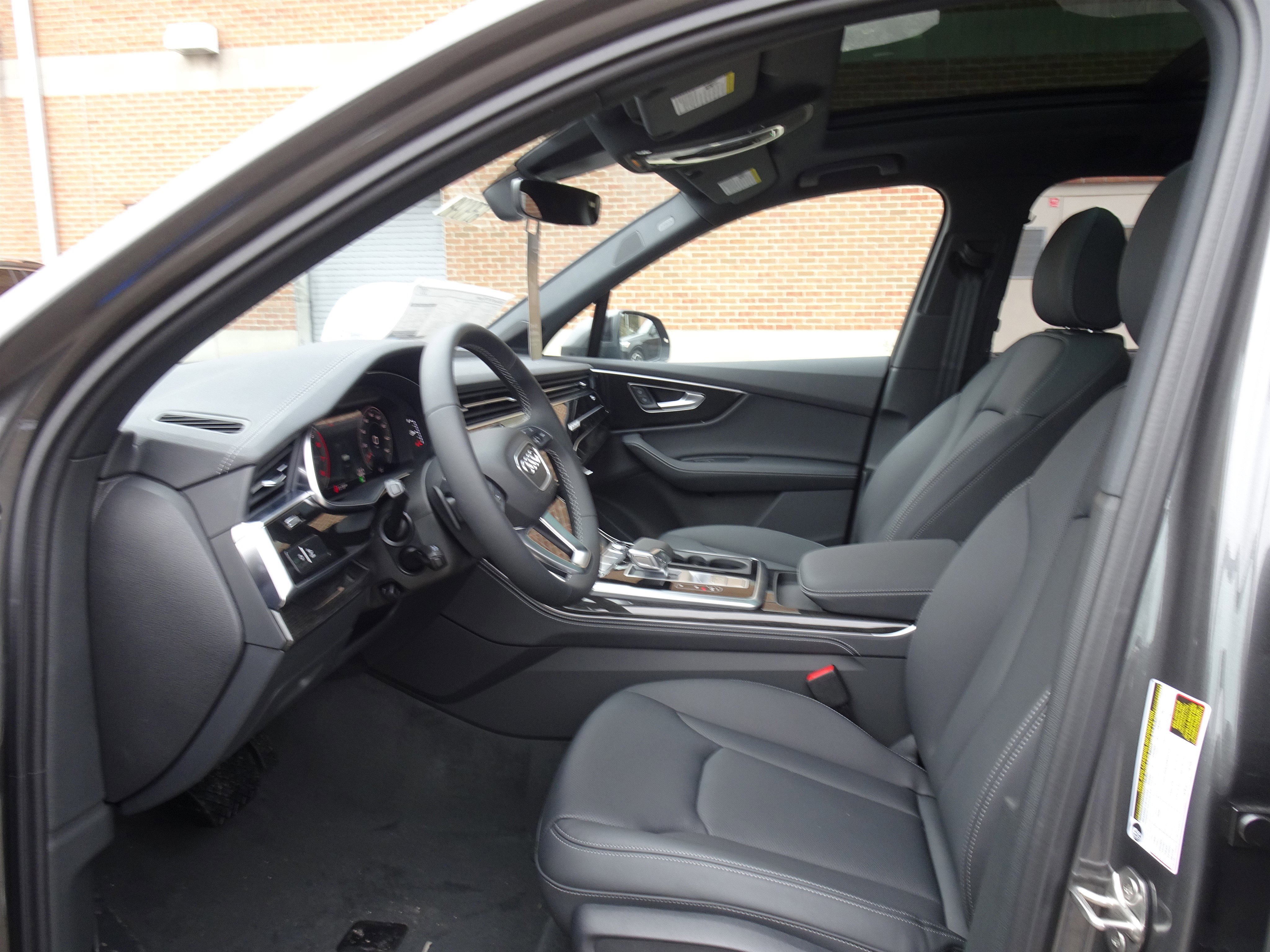 New 2026 Audi Q7 3.0T Premium Plus AWD/4WD image 4