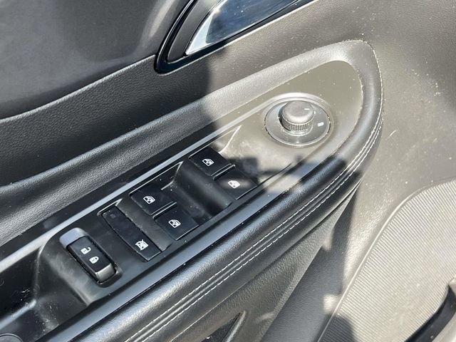 Used 2020 Buick Encore Preferred image 17